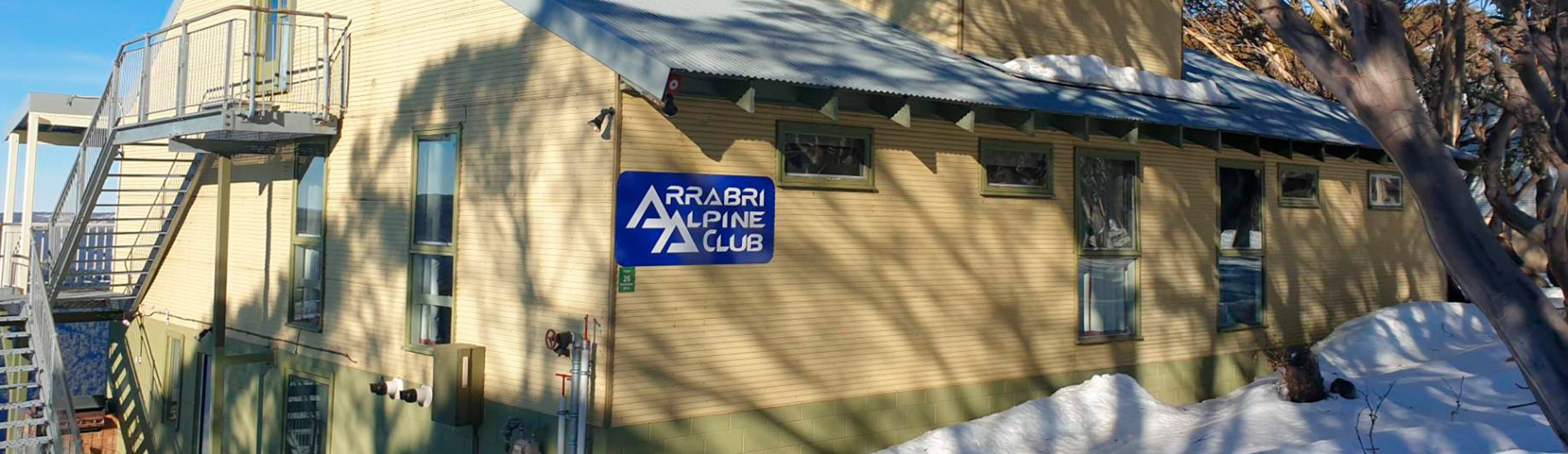 Arrabri Alpine Club front